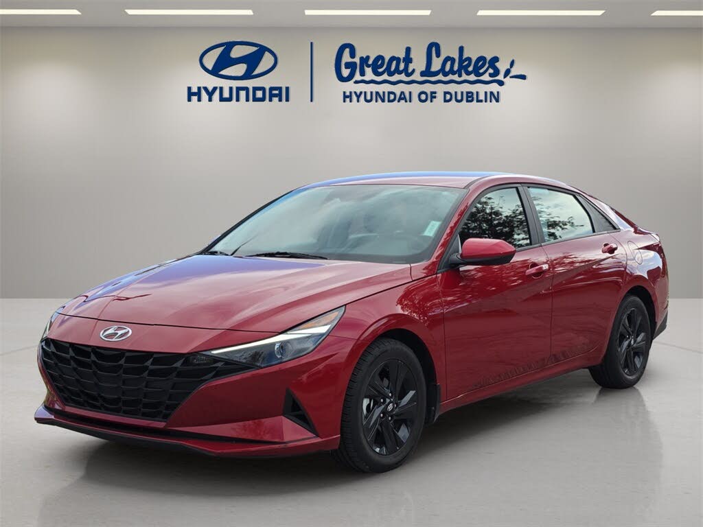 2023 Hyundai Elantra SEL FWD