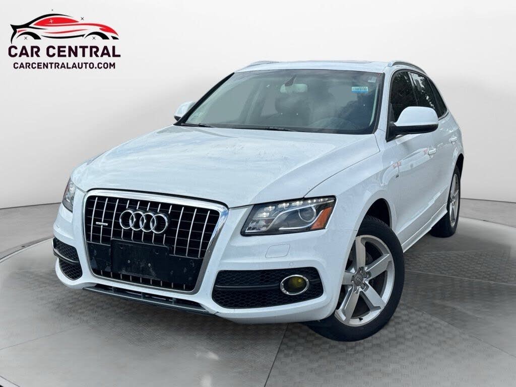 2012 Audi Q5 3.2 quattro Premium Plus