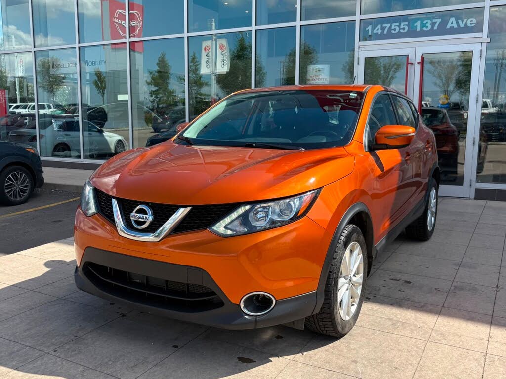 2017 Nissan Qashqai SV FWD