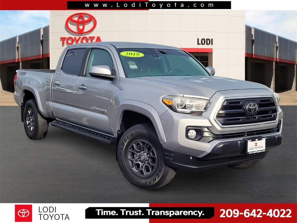 2018 Toyota Tacoma SR5 V6 Double Cab LB RWD
