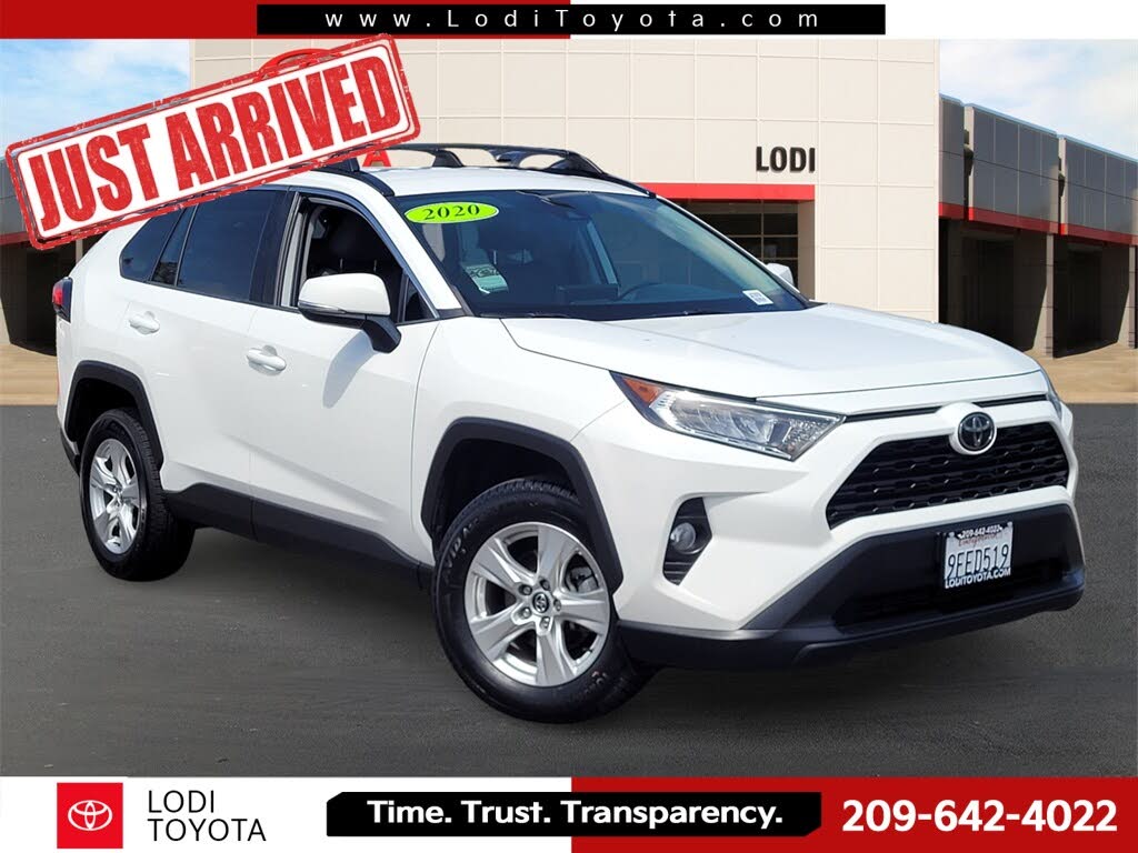 2020 Toyota RAV4 XLE FWD