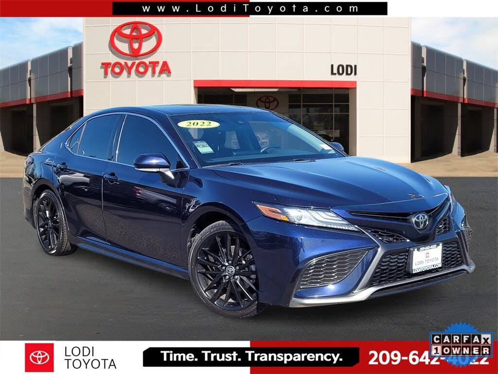 2022 Toyota Camry XSE FWD