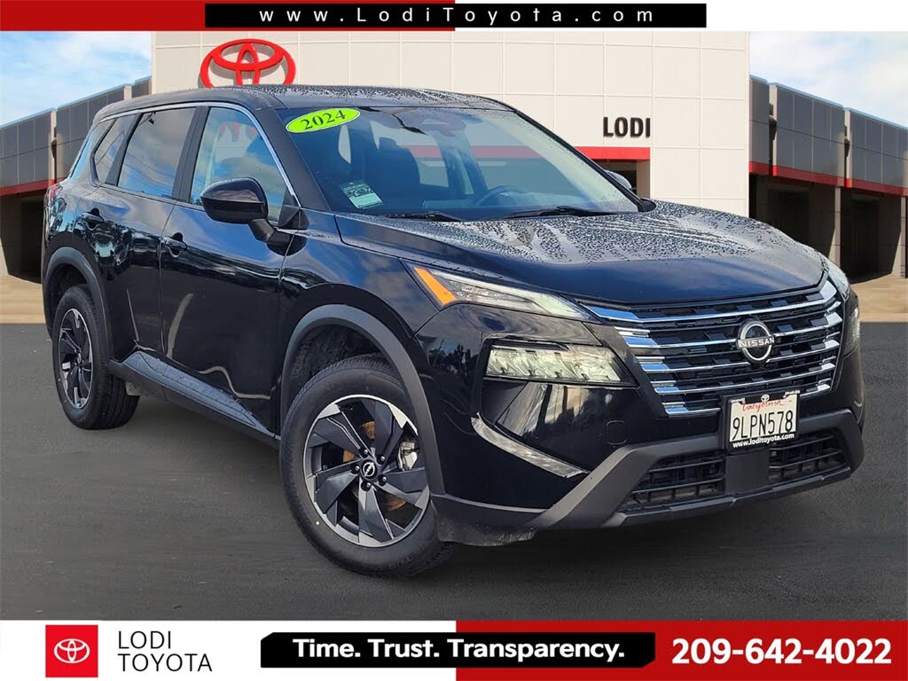 2024 Nissan Rogue SV FWD