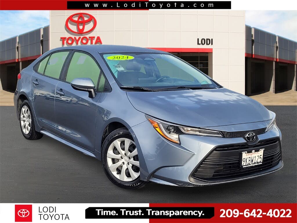 2024 Toyota Corolla LE FWD