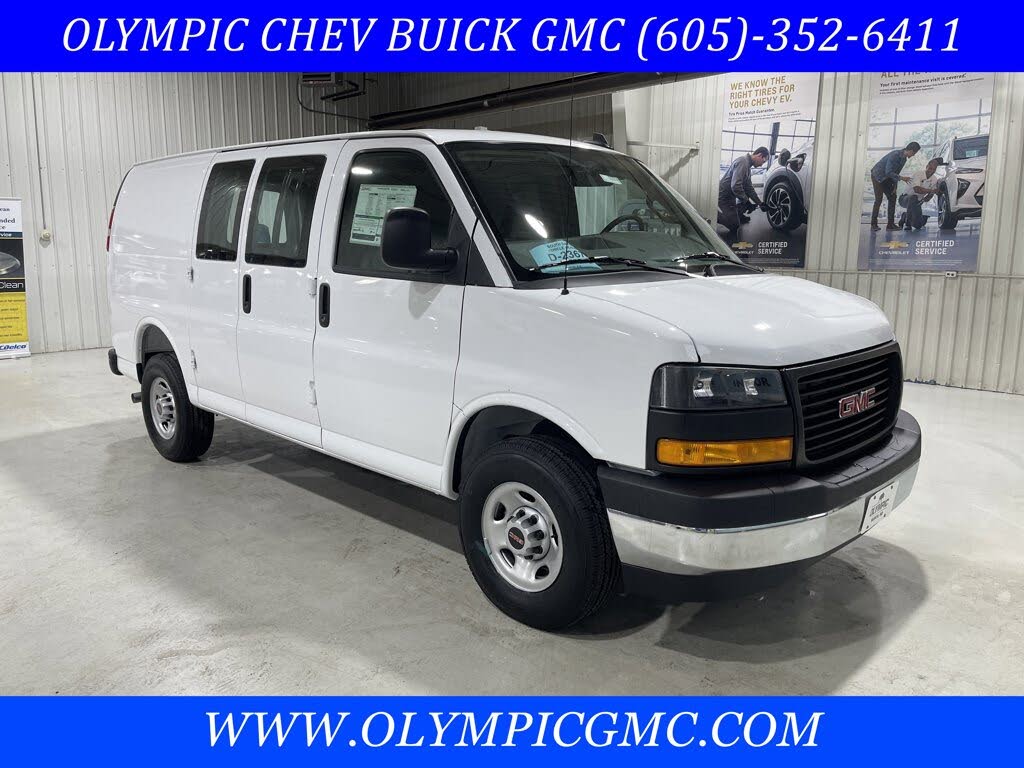 2025 GMC Savana Cargo 2500 RWD