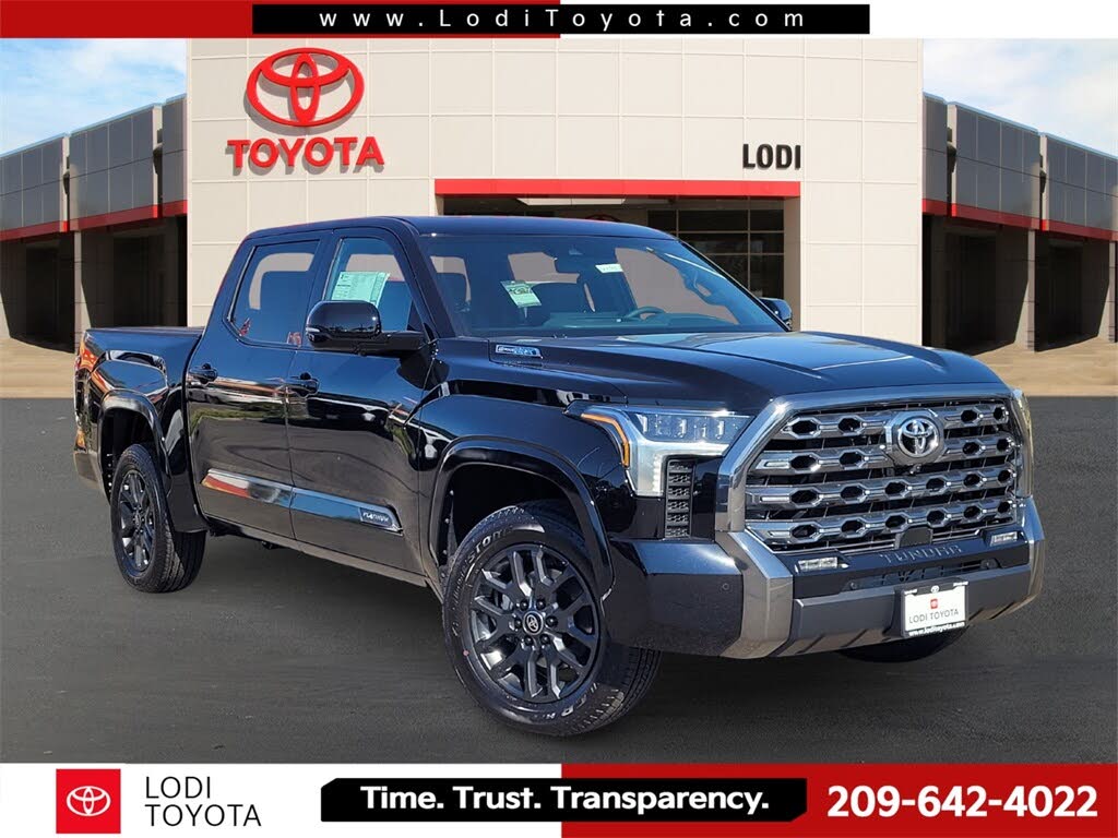 2025 Toyota Tundra Hybrid Platinum HV CrewMax Cab 4WD