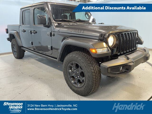 2023 Jeep Gladiator Willys Crew Cab 4WD