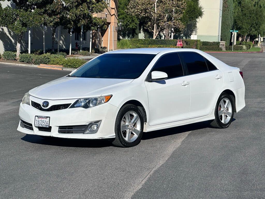 2013 Toyota Camry SE