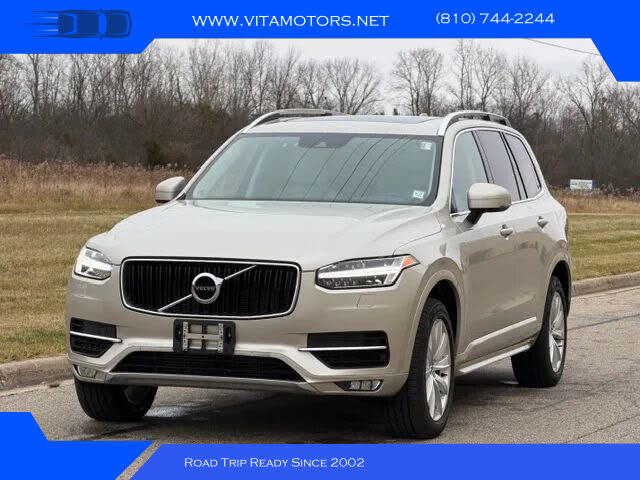 2016 Volvo XC90 T6 Momentum AWD