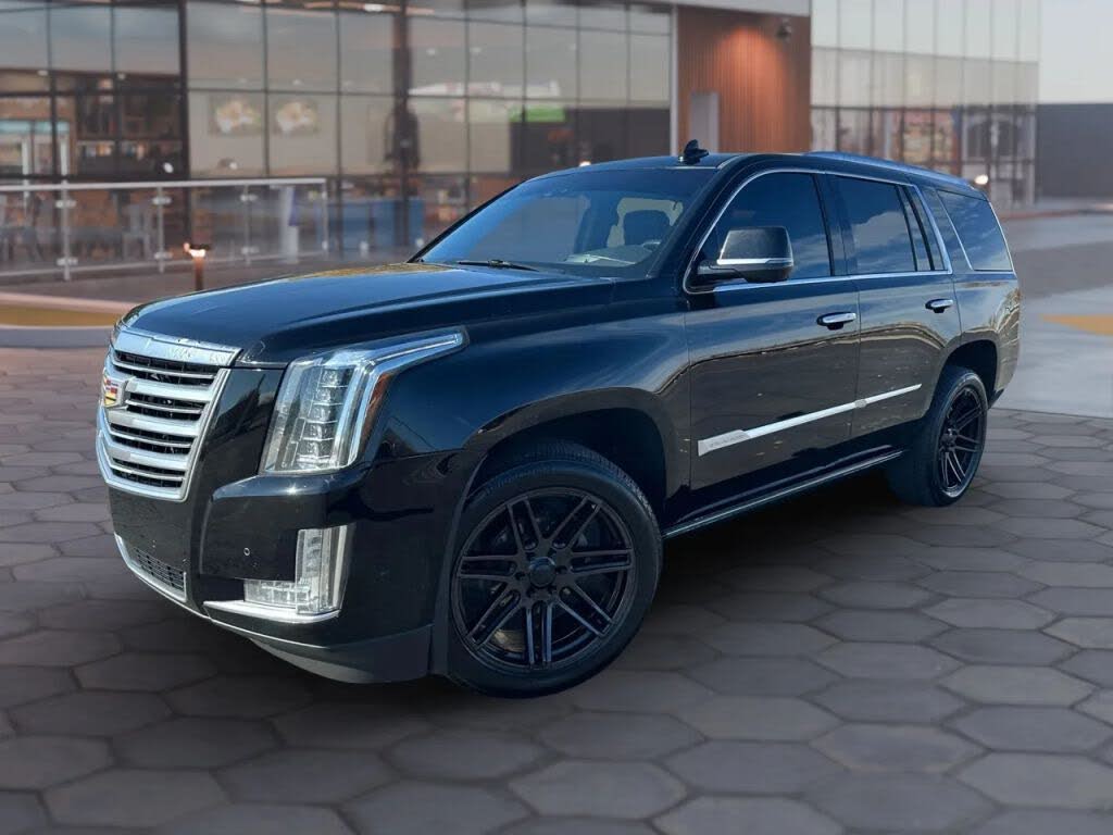 2018 Cadillac Escalade Platinum 4WD