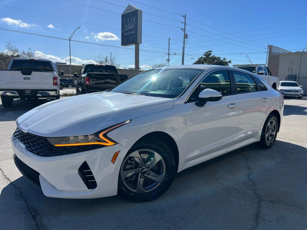 2022 Kia K5 LXS FWD