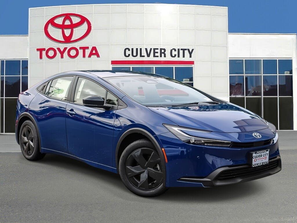 2026 Toyota Prius LE FWD