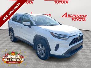 Toyota RAV4 XLE FWD