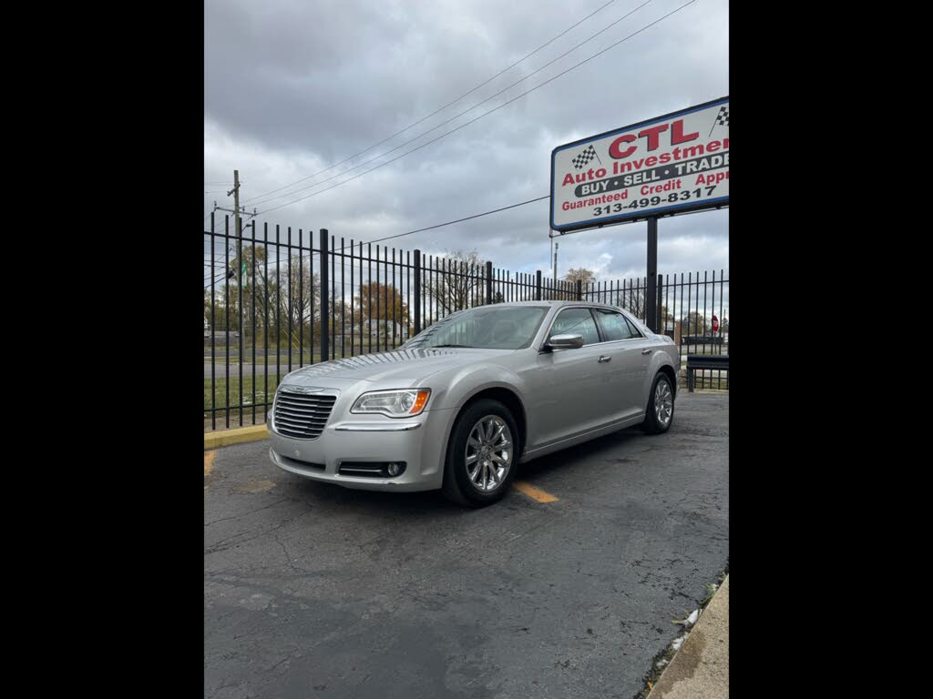 2012 Chrysler 300 C RWD