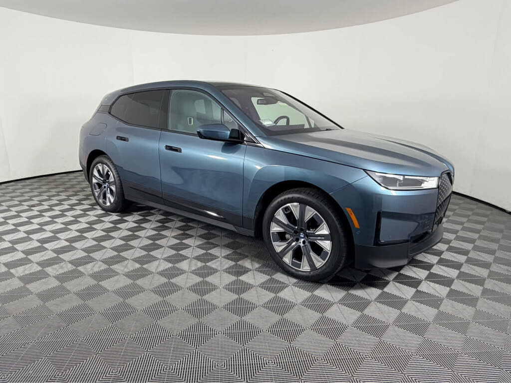 2025 BMW iX xDrive50 AWD