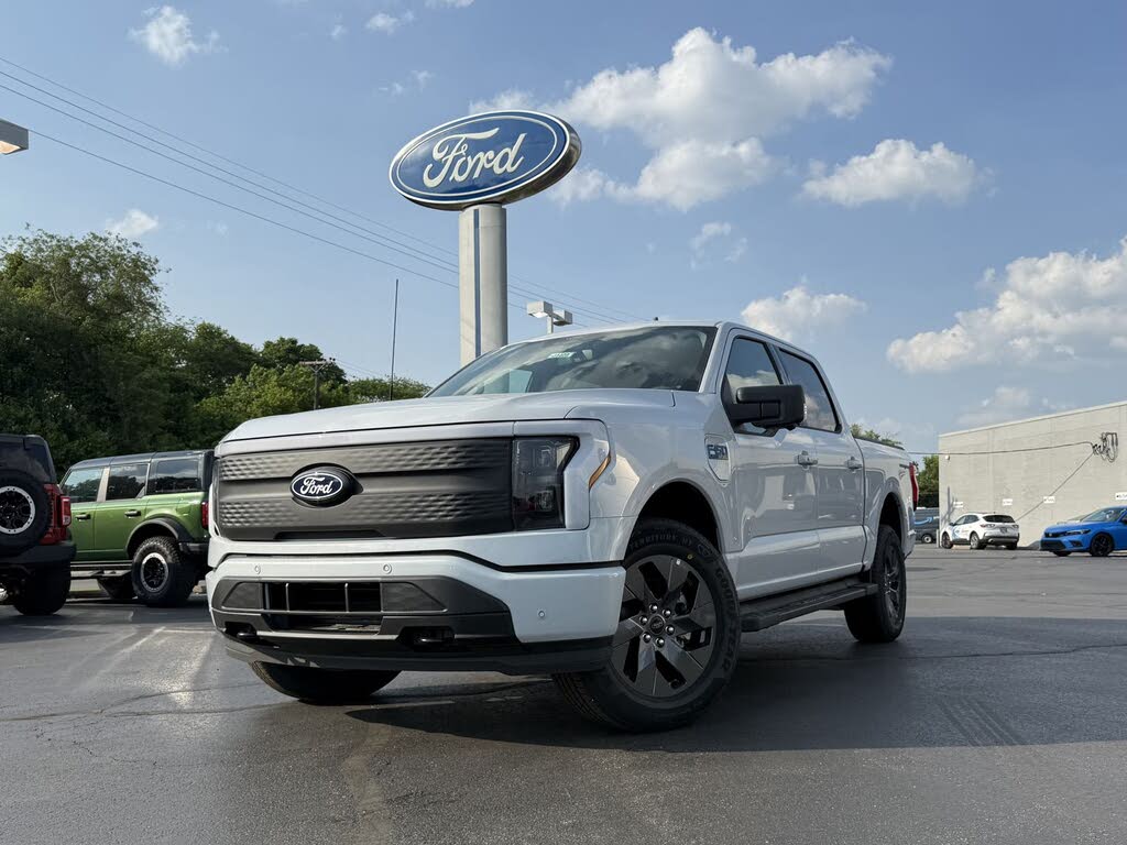2025 Ford F-150 Lightning Flash SuperCrew AWD