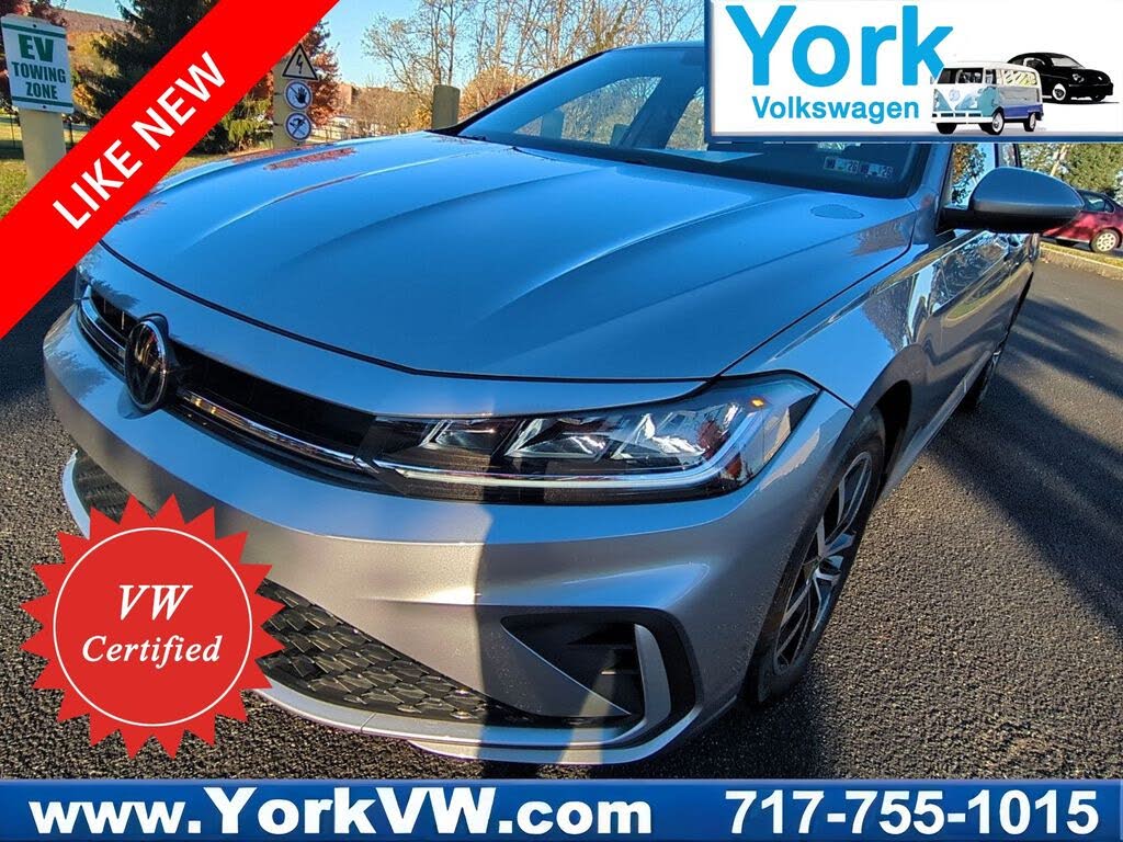 2025 Volkswagen Jetta SE FWD