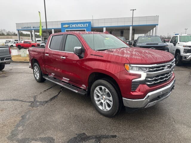 2026 Chevrolet Silverado 1500 LTZ Crew Cab 4WD