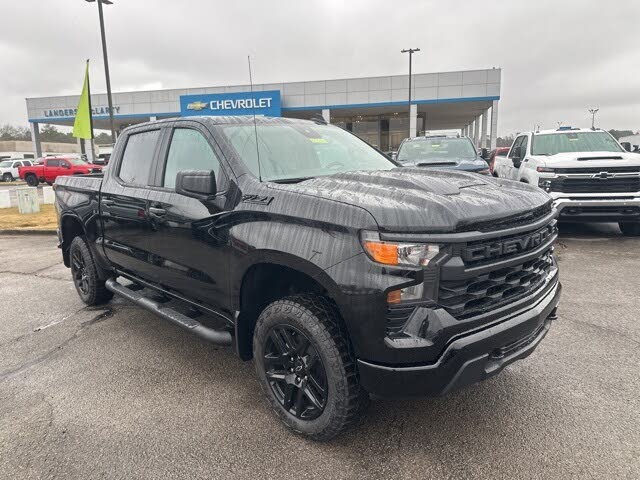 2026 Chevrolet Silverado 1500 Custom Trail Boss Crew Cab 4WD