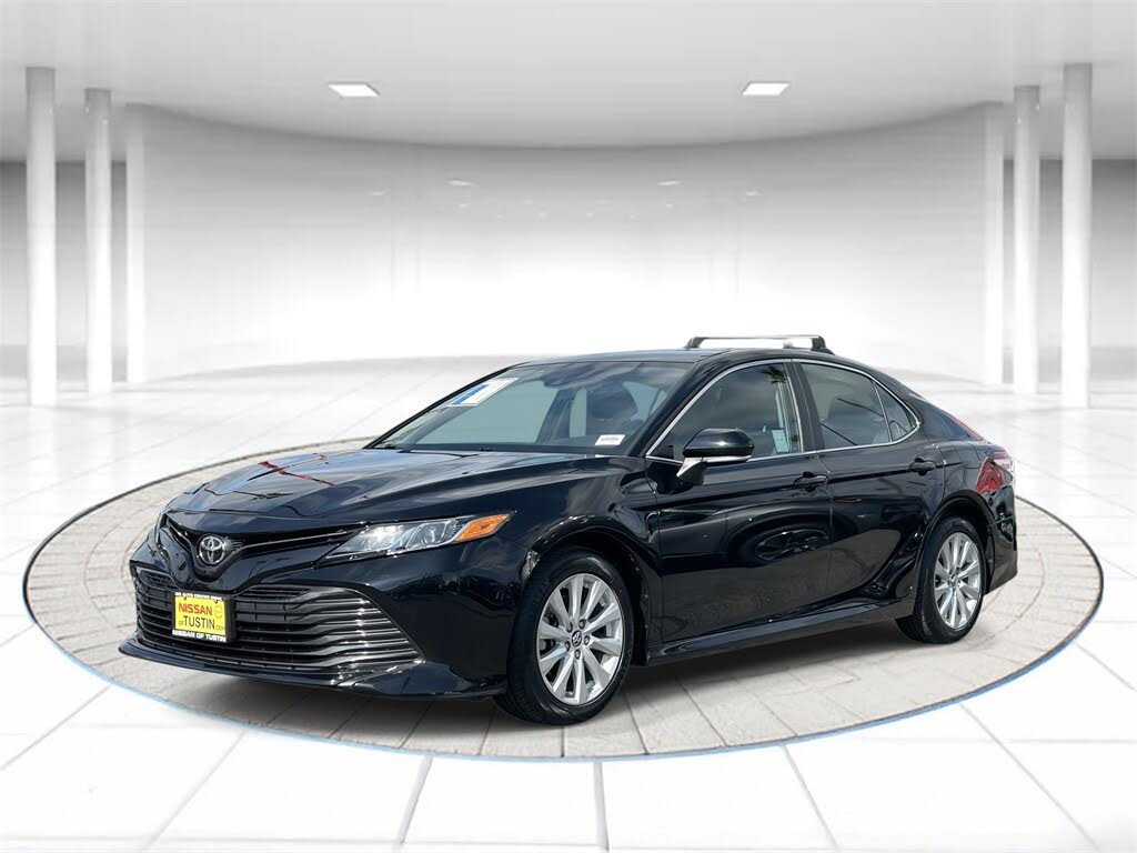 2019 Toyota Camry LE FWD