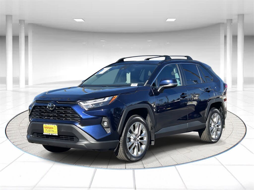 2022 Toyota RAV4 XLE Premium FWD