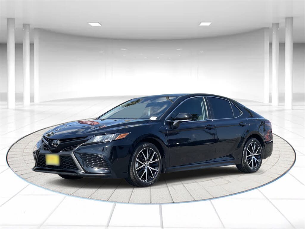 2023 Toyota Camry SE FWD