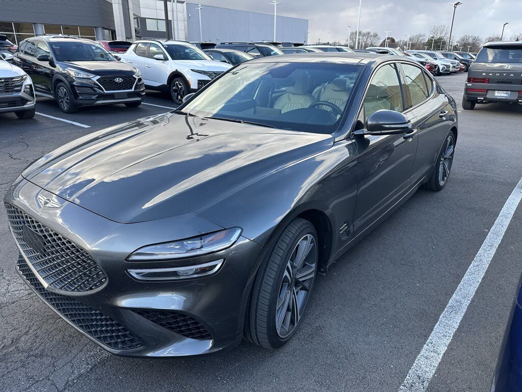 2025 Genesis G70 2.5T Standard RWD