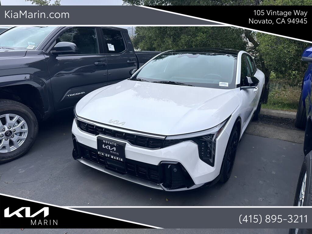 2025 Kia K4 GT-Line Turbo FWD