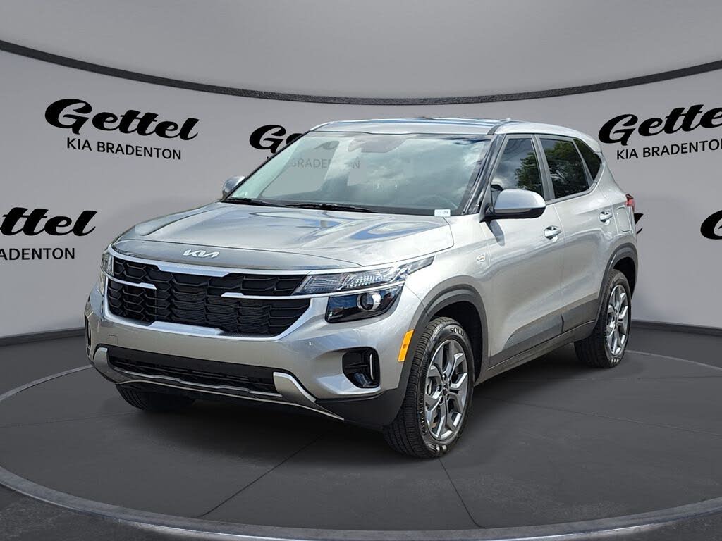 2025 Kia Seltos LX AWD