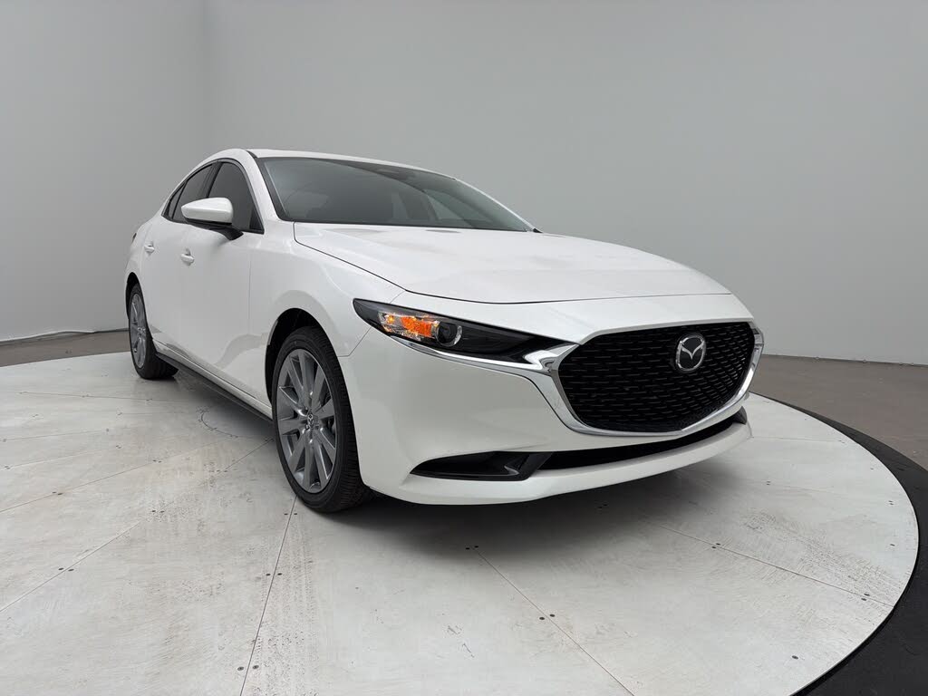 2026 Mazda MAZDA3 2.5 S Preferred Sedan FWD