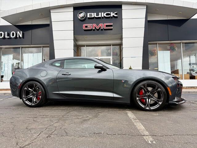 2018 Chevrolet Camaro 1SS Coupe RWD