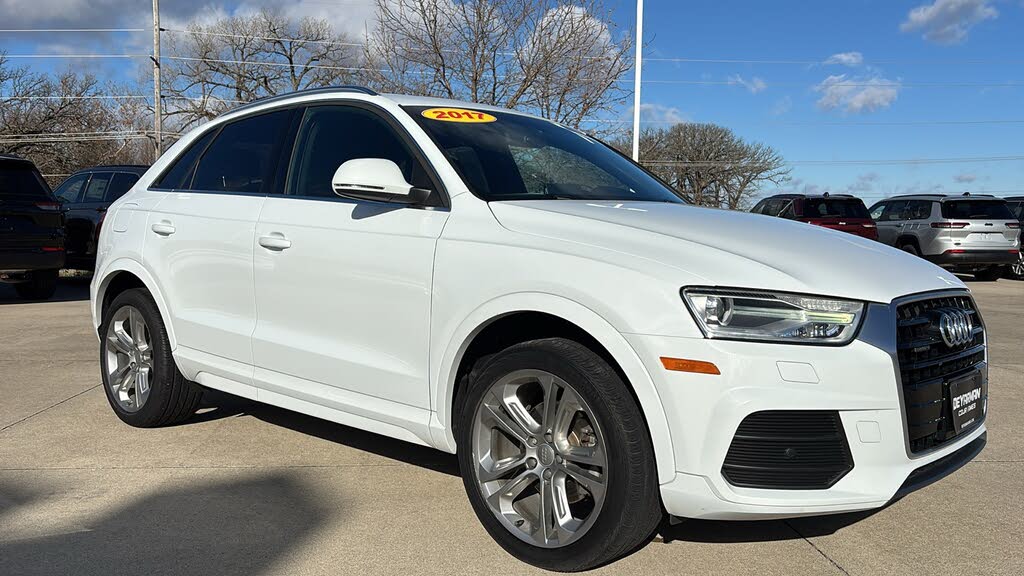 2017 Audi Q3 2.0T quattro Premium Plus