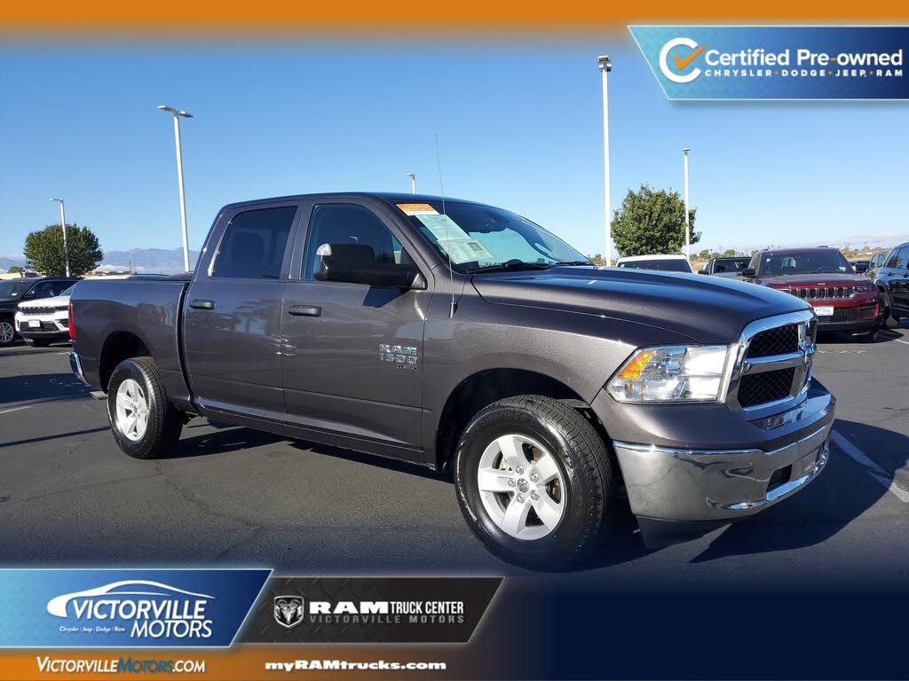 2023 RAM 1500 Classic SLT Crew Cab 4WD