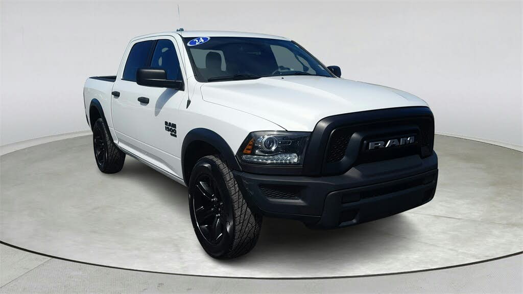 2024 RAM 1500 Classic Warlock Crew Cab 4WD