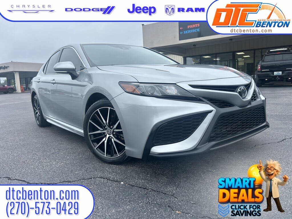 2024 Toyota Camry SE FWD