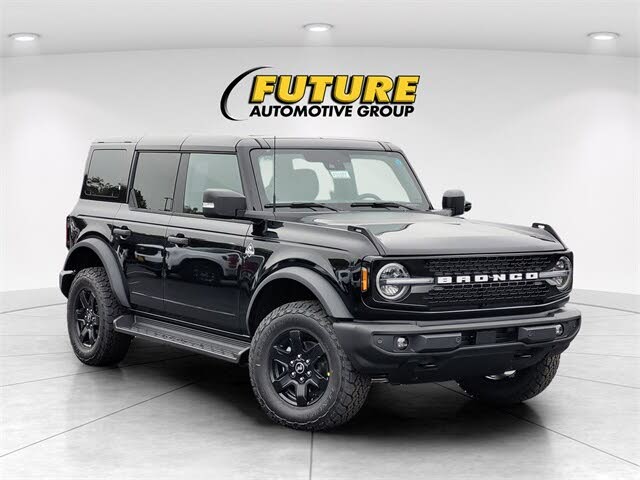 2025 Ford Bronco Outer Banks 4-Door 4WD