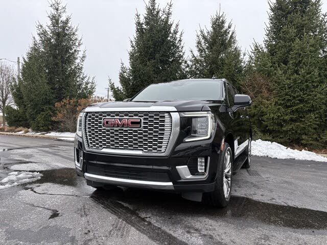 2023 GMC Yukon Denali 4WD
