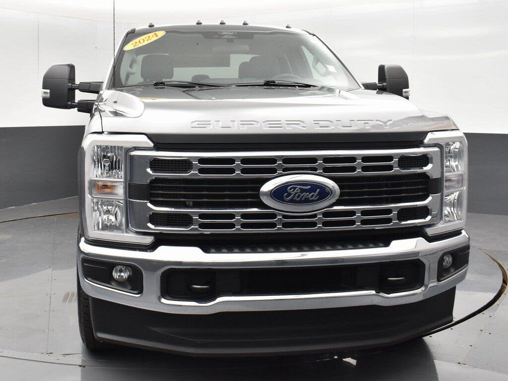 2024 Ford F-250 Super Duty XLT Crew Cab 4WD