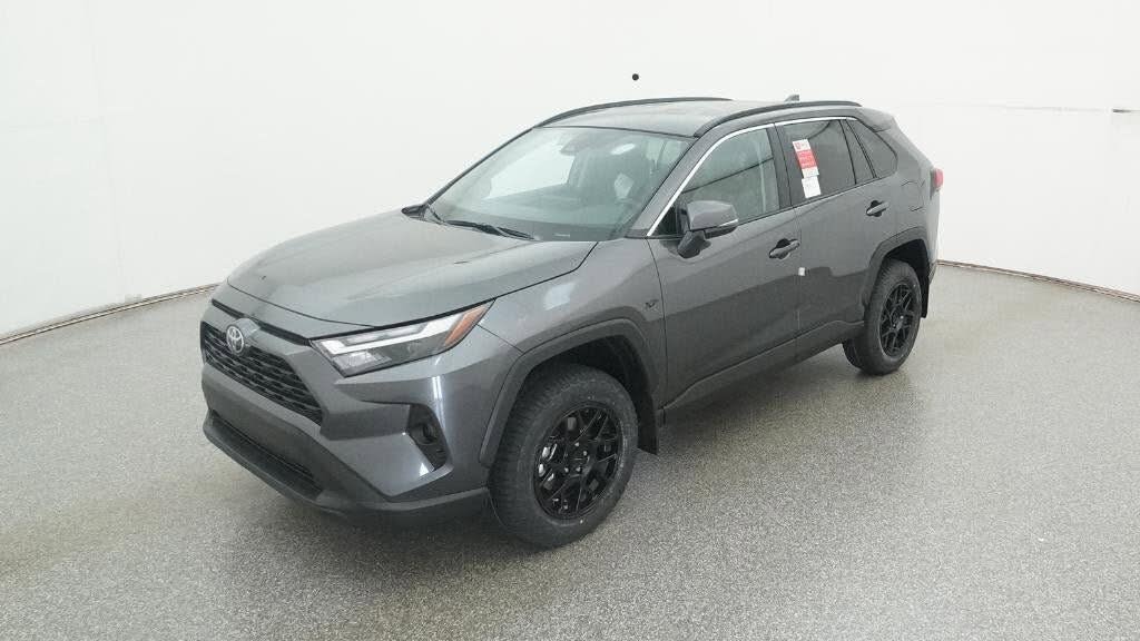2025 Toyota RAV4 XLE FWD