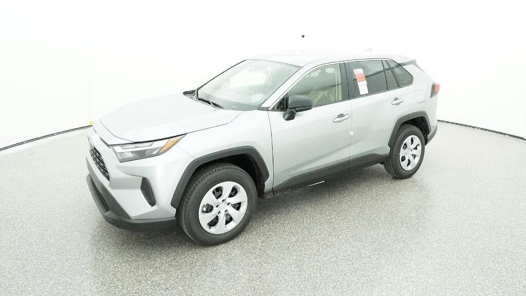 2025 Toyota RAV4 LE FWD