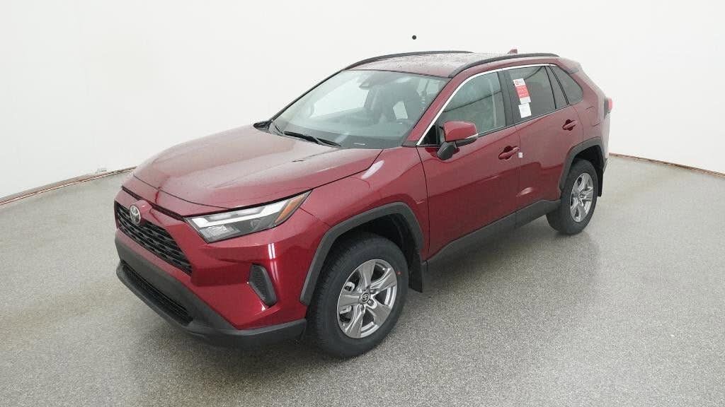 2025 Toyota RAV4 XLE FWD