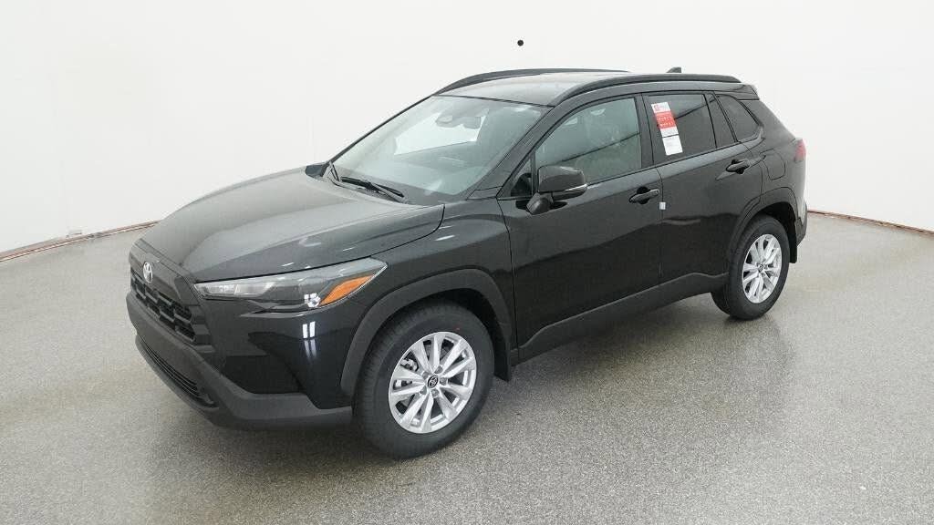 2026 Toyota Corolla Cross LE FWD