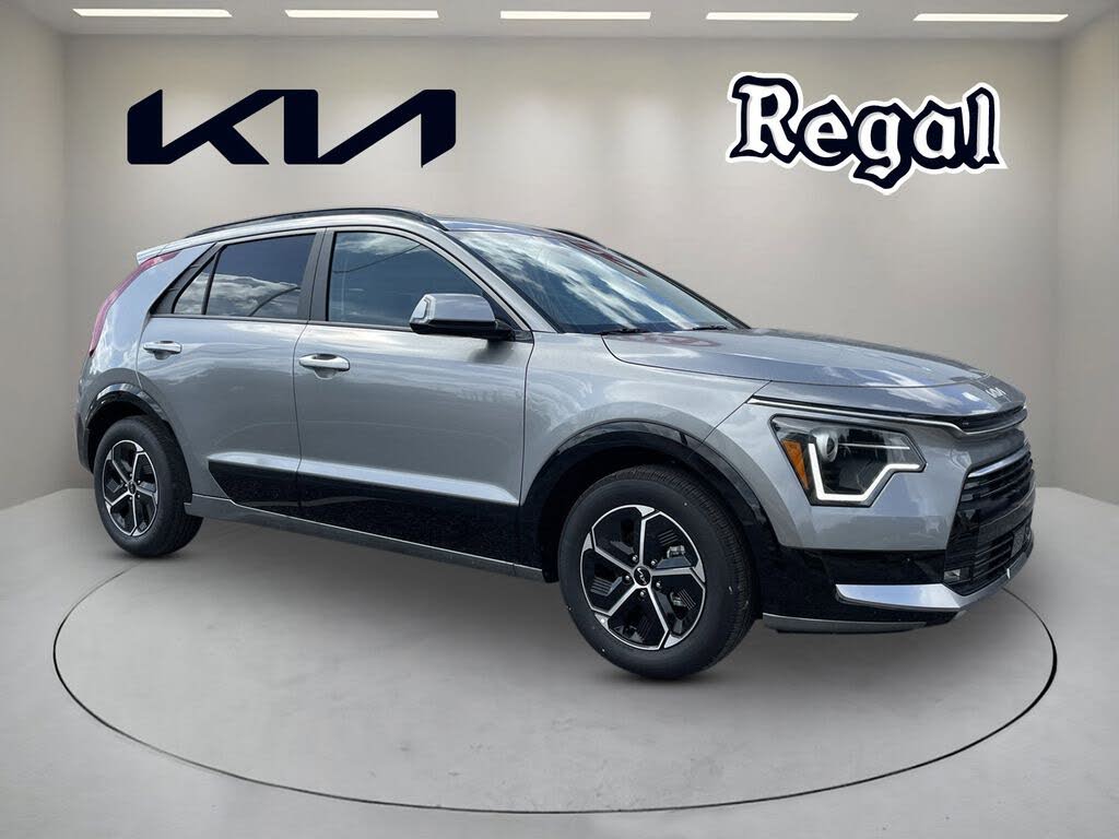 2025 Kia Niro SX FWD