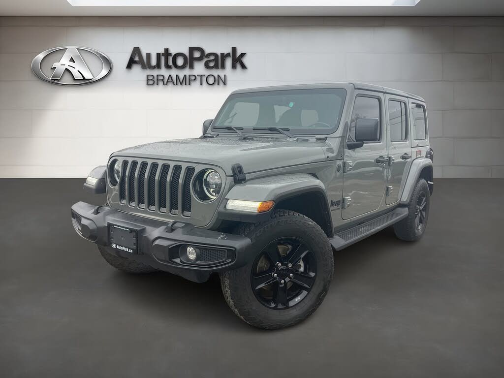 2023 Jeep Wrangler Sahara Altitude 4-Door 4WD