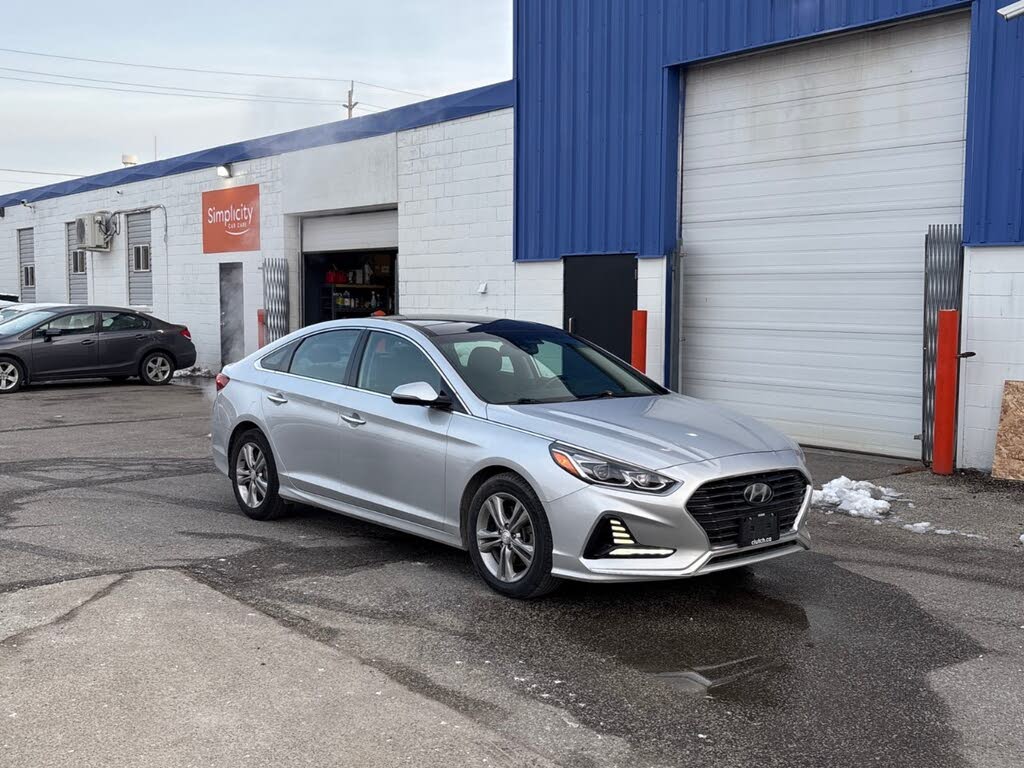Hyundai Sonata Luxury FWD 2019