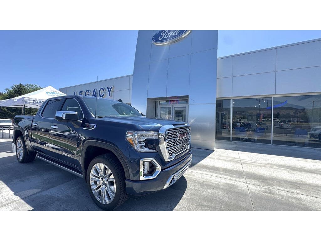 2020 GMC Sierra 1500 Denali Crew Cab 4WD