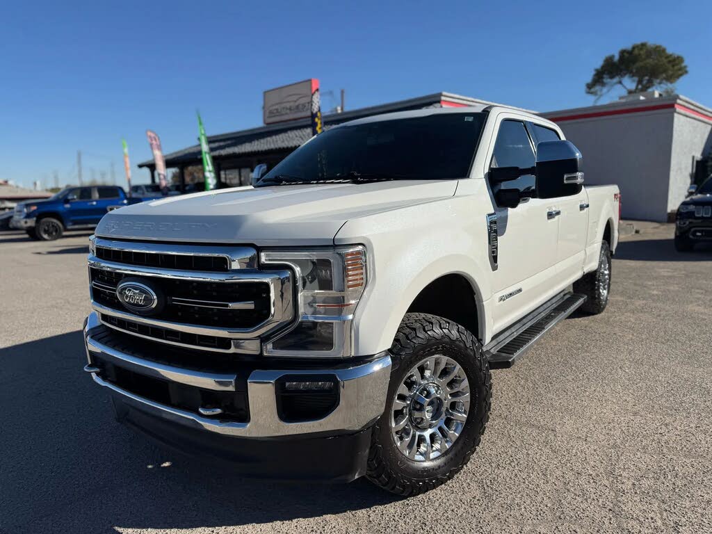 2021 Ford F-350 Super Duty Lariat Crew Cab 4WD