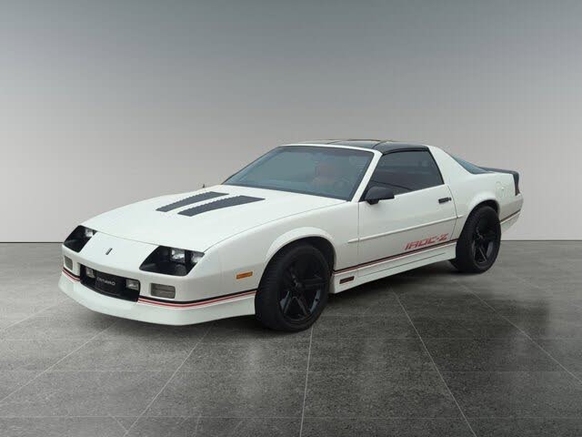 1989 Chevrolet Camaro IROC-Z Coupe RWD