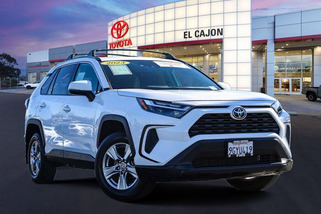 2023 Toyota RAV4 XLE FWD