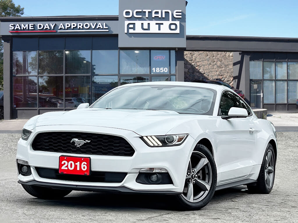 2016 Ford Mustang V6 Coupe RWD